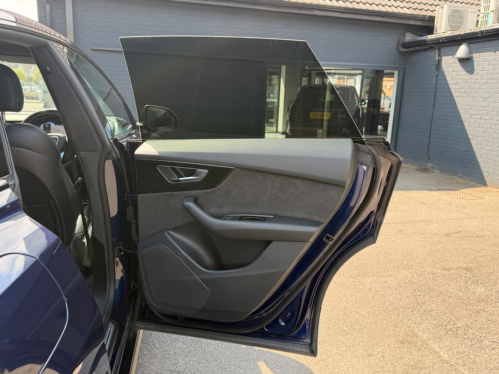 Audi Q8 3L S Line Blue #23