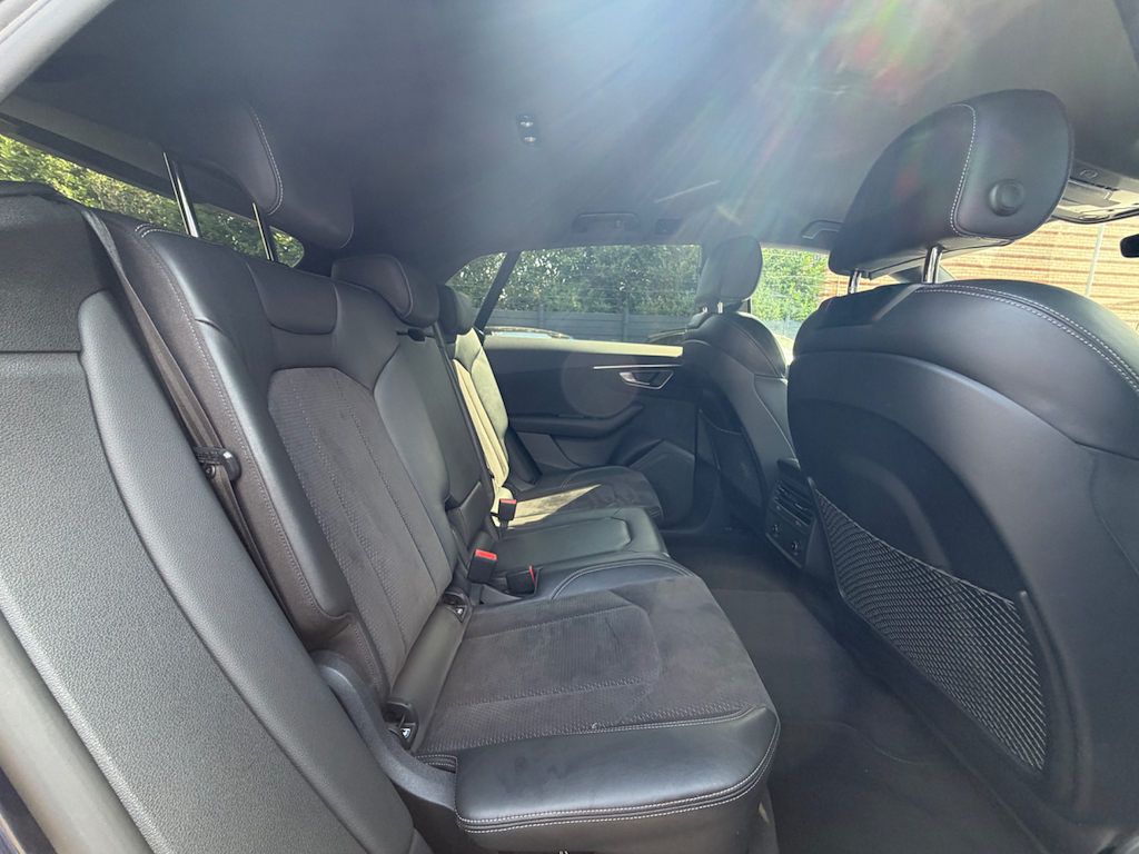 Audi Q8 3L S Line Blue #22