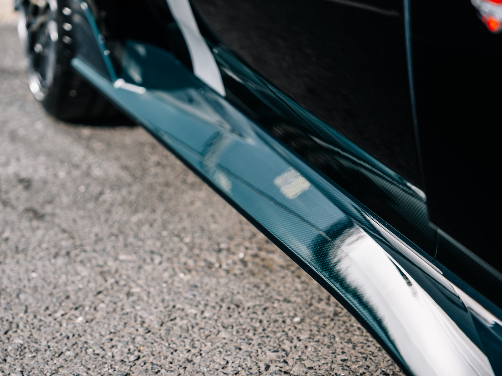 Aston Martin Coupe Silver #33