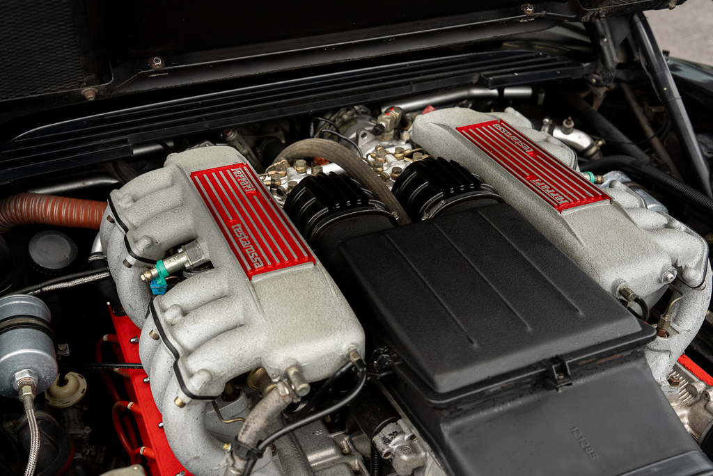 Ferrari Testarossa 4.9 2dr  #86