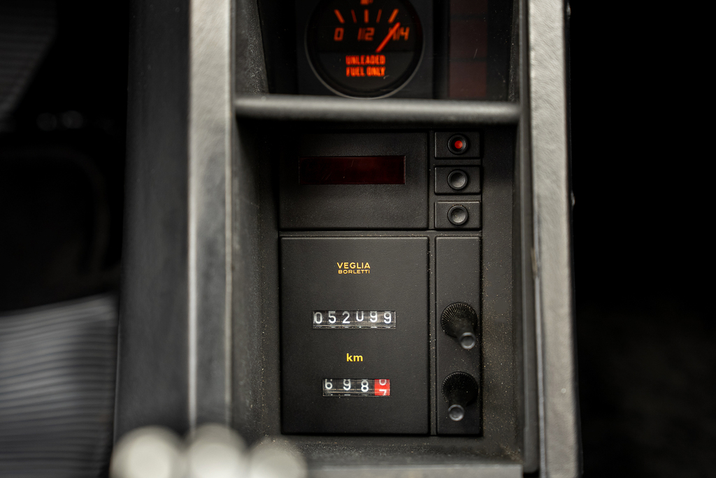 Ferrari Testarossa 4.9 2dr  #40