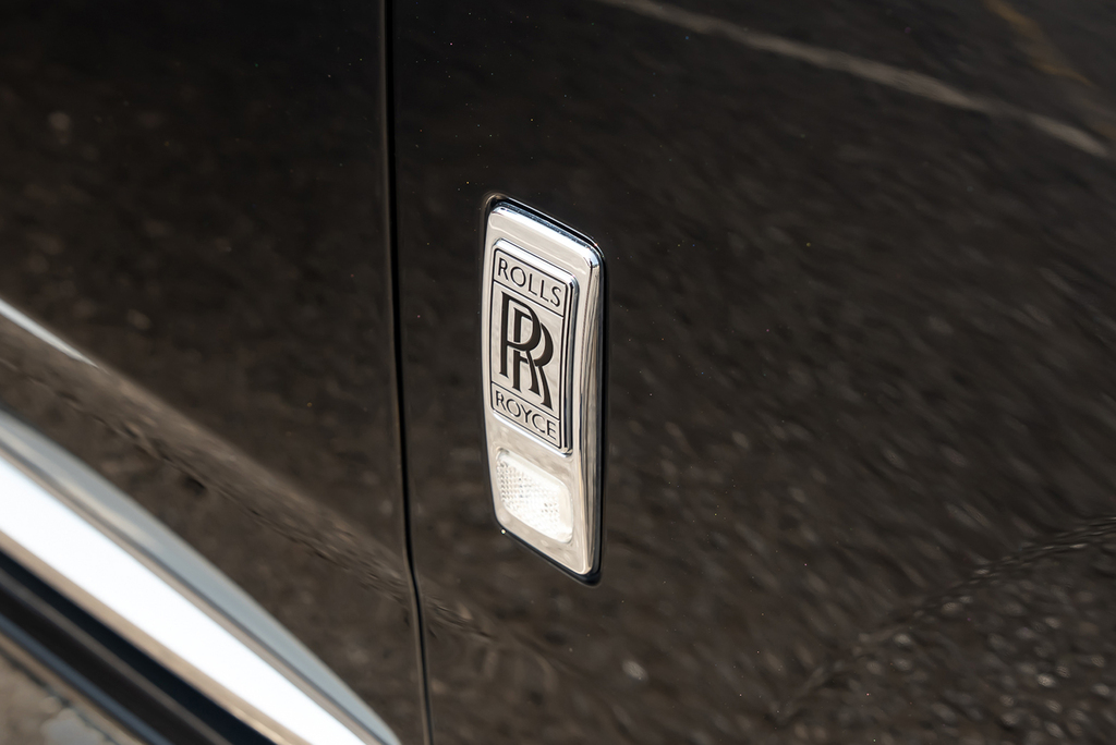 Rolls-Royce Cullinan Series II 6.75 V12 Black #59
