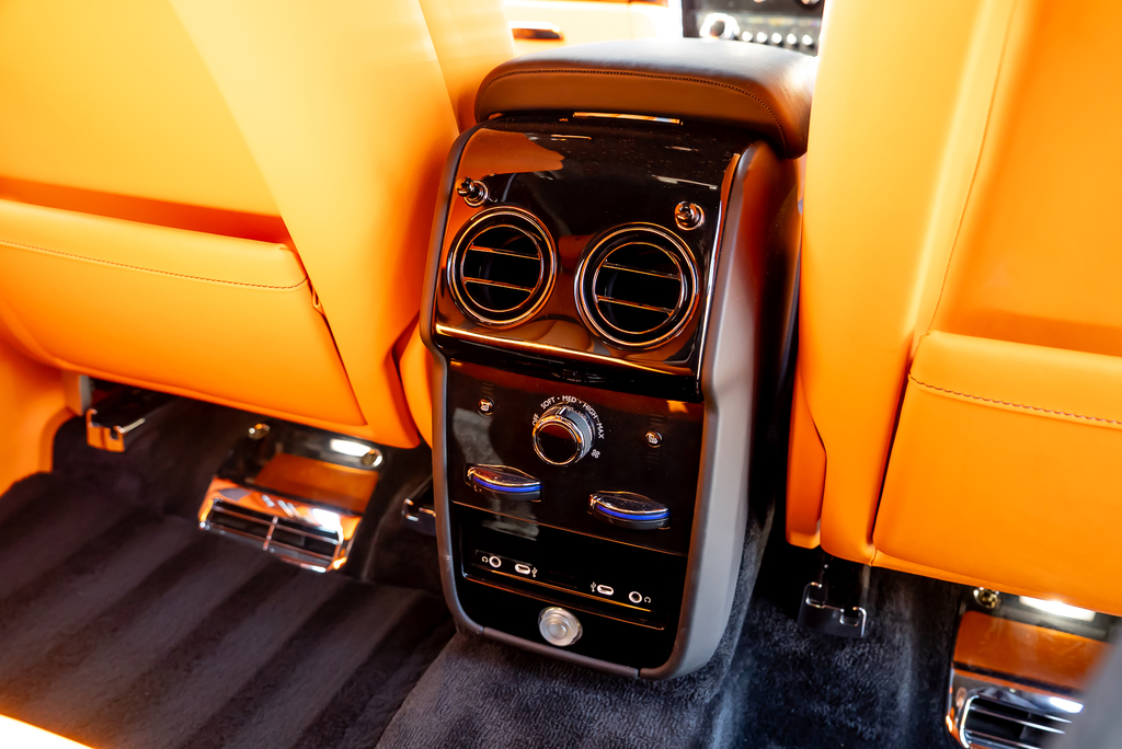 Rolls-Royce Cullinan Series II 6.75 V12 Black #39