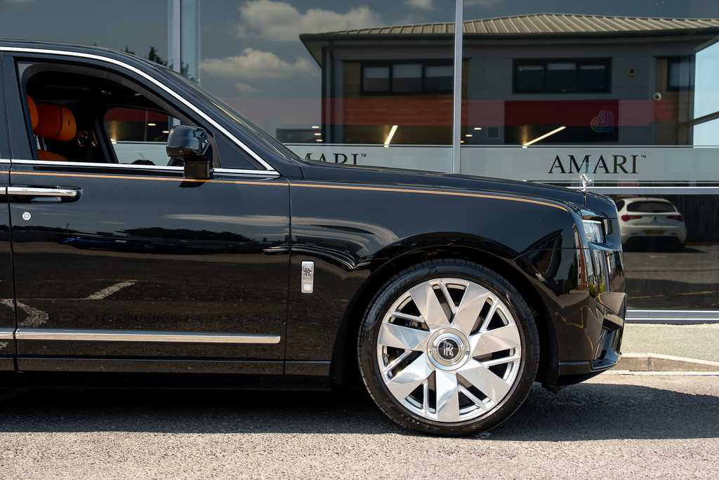 Rolls-Royce Cullinan Series II 6.75 V12 Black #15