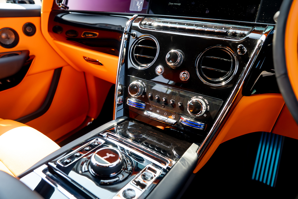 Rolls-Royce Cullinan Series II 6.75 V12 Black #25