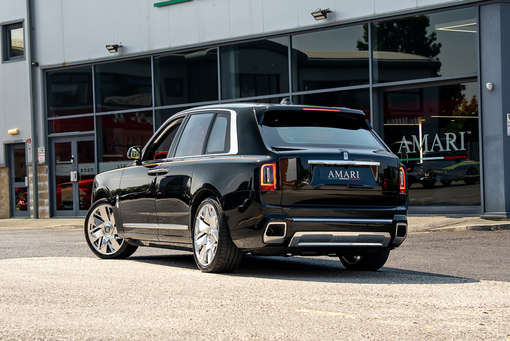 Rolls-Royce Cullinan Series II 6.75 V12 Black #82