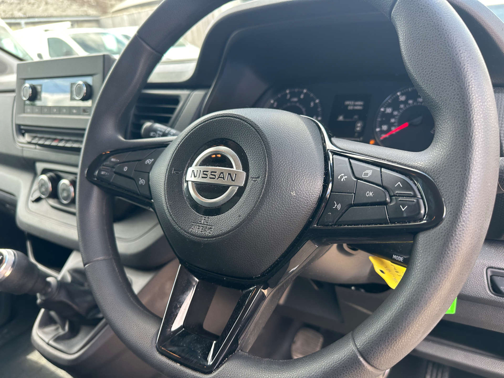 Nissan Primastar Nissan 30 L2 2.0 Dci 150Ps H1 Acenta Van Grey #13