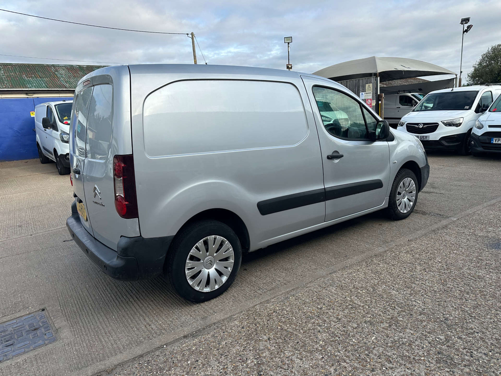 Citroen Berlingo Wheelchair Accessible Vehicle 1.6 Bluehdi Feel Edi Blue #9