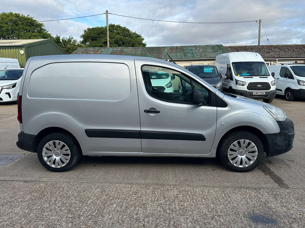 Citroen Berlingo Wheelchair Accessible Vehicle 1.6 Bluehdi Feel Edi Blue #10