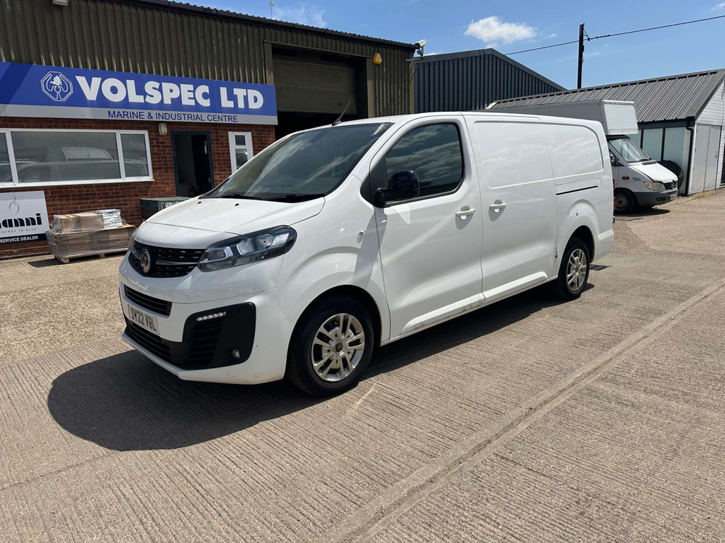 Vauxhall Vivaro Turbo D 2900 Sportive Panel Van L2 H White #3