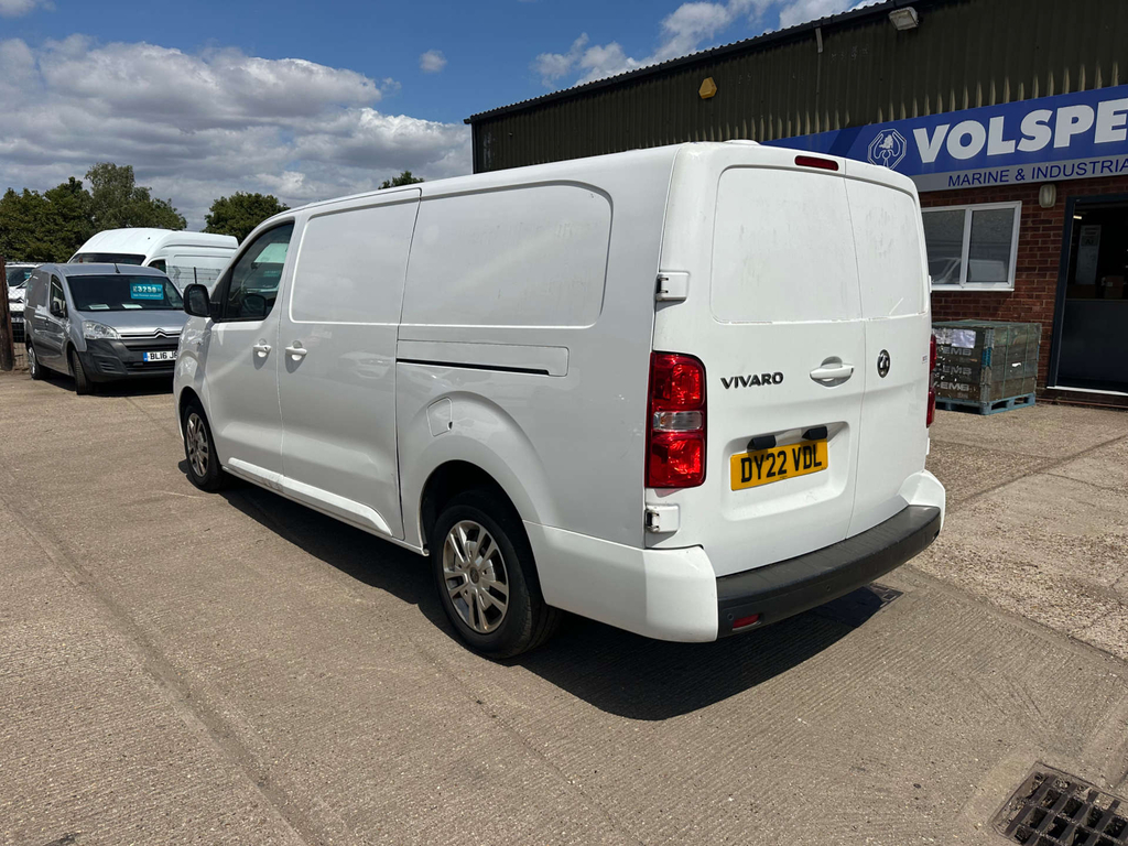Vauxhall Vivaro Turbo D 2900 Sportive Panel Van L2 H White #6