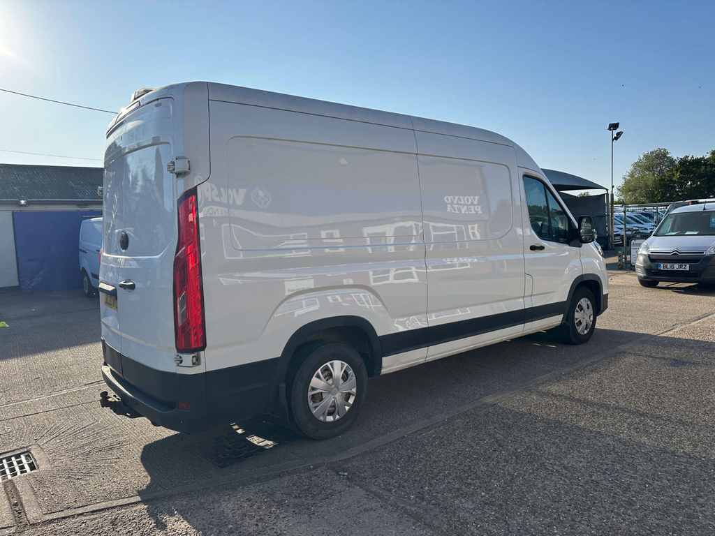 Maxus Deliver 9 2.0 D20 150 High Roof Van White #8