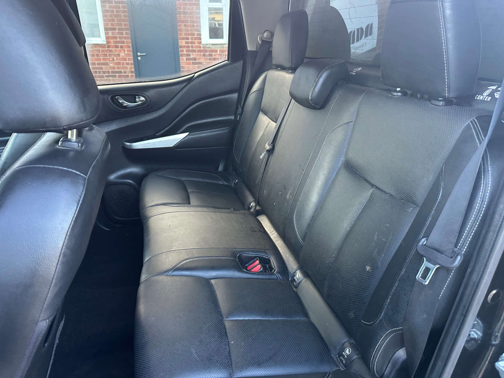 Nissan Navara Automatic Black #19