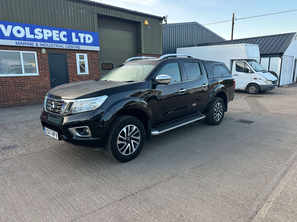 Nissan Navara Tekna Pickup Double Cab 4Wd Euro 6 Black #3