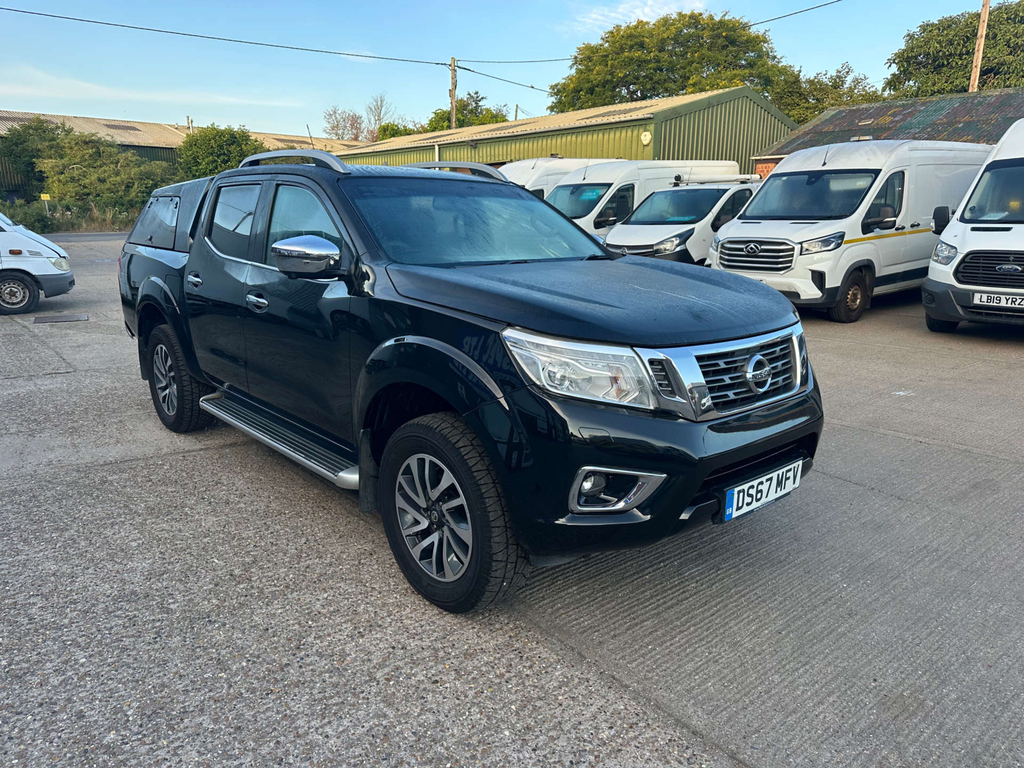 Nissan Navara Tekna Pickup Double Cab 4Wd Euro 6 Black #2