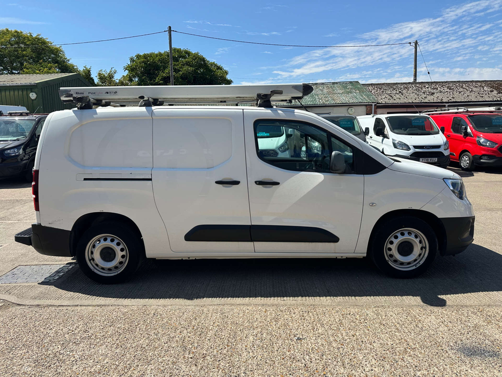 Vauxhall Combo 2300 1.6 Turbo D 100Ps H1 Sportive Van White #11