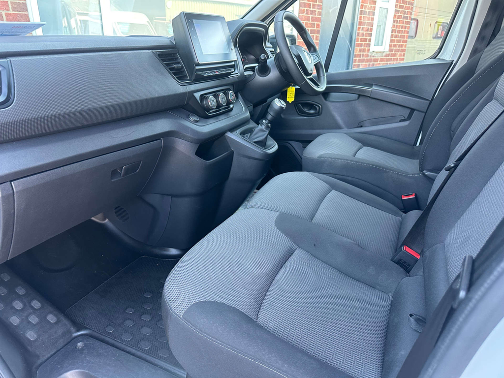 Renault Trafic Sl28 Blue Dci 130 Business Van Grey #21