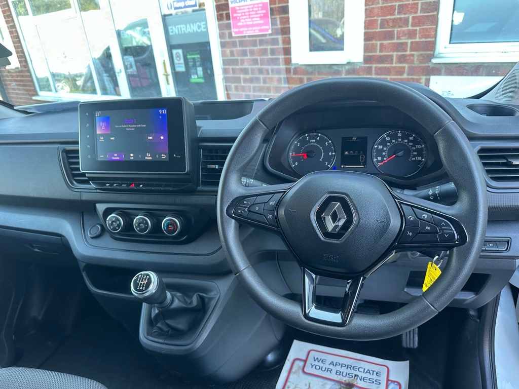Renault Trafic Sl28 Blue Dci 130 Business Van Grey #14