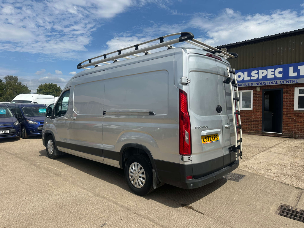 Maxus Deliver 9 Mpv Silver #5