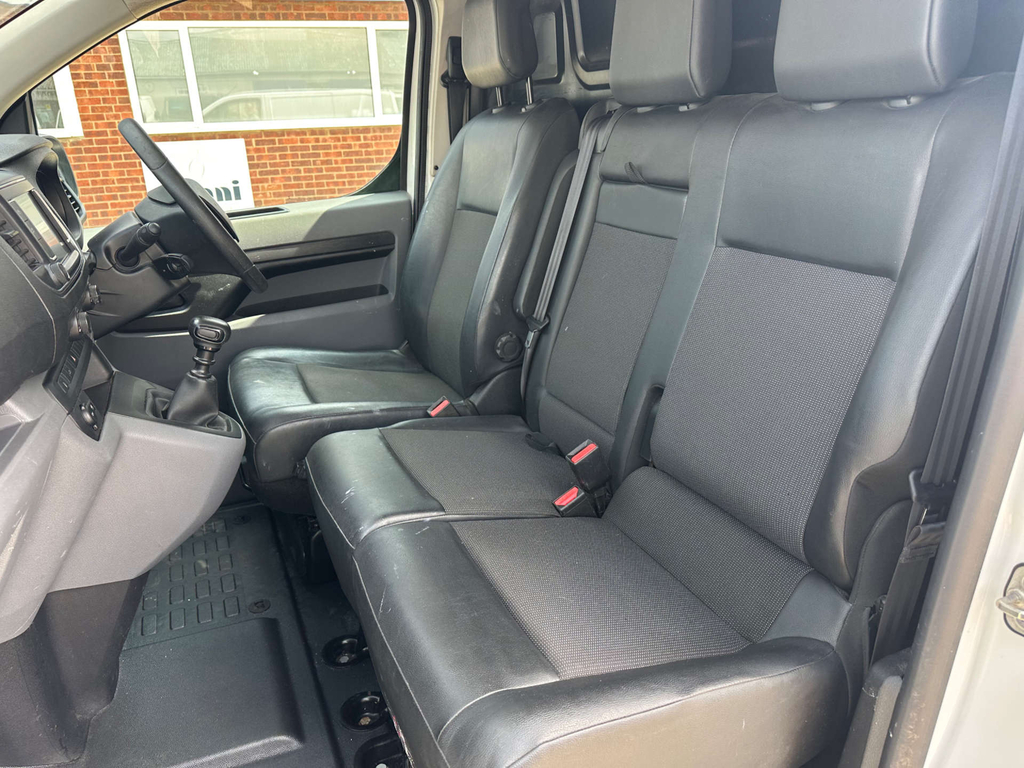 Citroen Dispatch 1400 Enterprise 2.0 Bluehdi 120 Air Con Cruise Rea Black #20