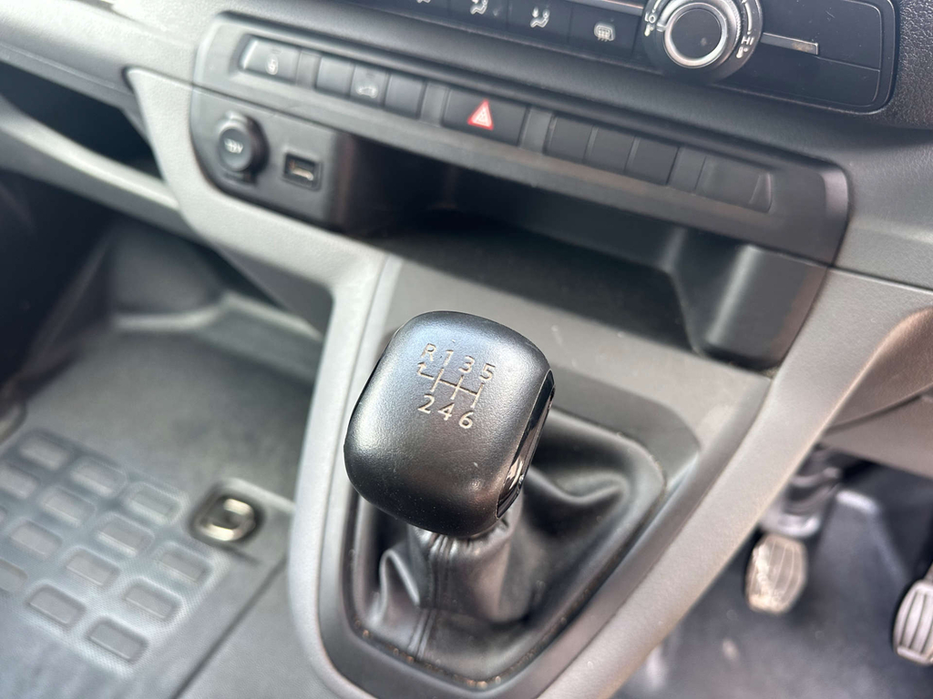 Citroen Dispatch 1400 Enterprise 2.0 Bluehdi 120 Air Con Cruise Rea Black #16