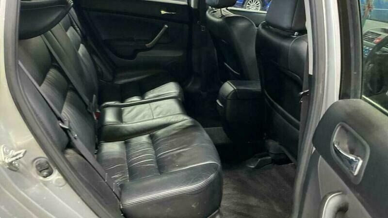 Honda Accord 2.4 I-vtec Ex Tourer Silver #6