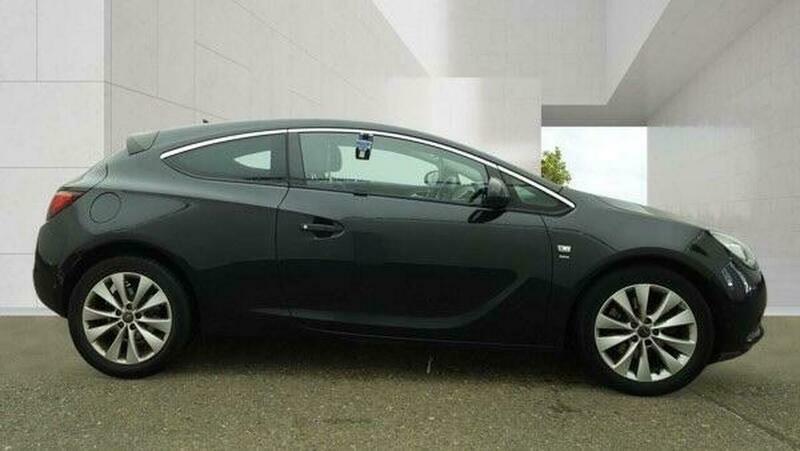 Vauxhall Astra GTC Gtc 1.4T 16V Sri Euro 5 Ss White #11