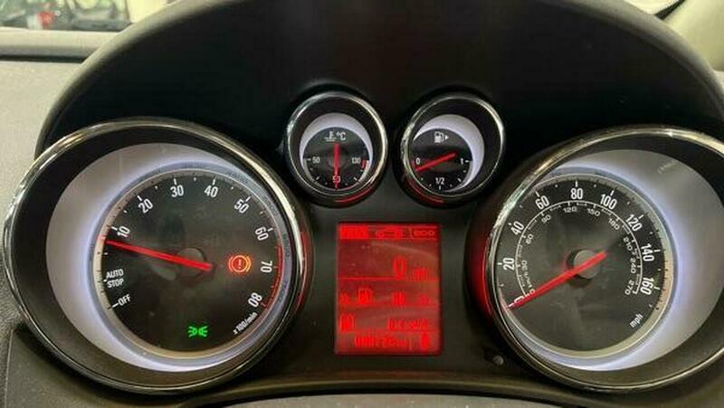 Vauxhall Astra GTC 1.4T Sri Euro 5 Black #2