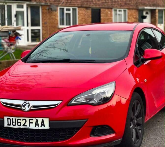 Vauxhall Astra GTC Gtc Hatchback Red #12