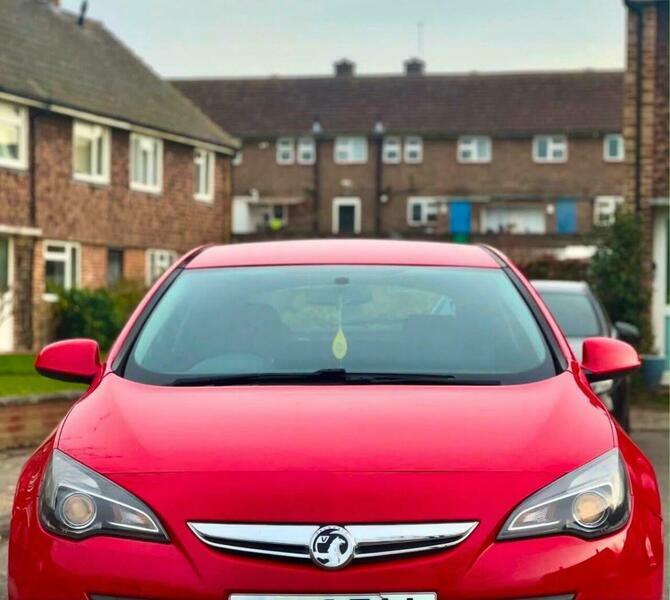 Vauxhall Astra GTC Gtc Hatchback Red #9