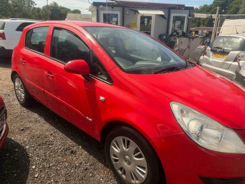Vauxhall Corsa 1.2I 16V Club Red #6