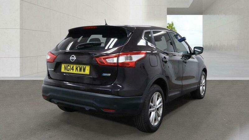 Nissan Qashqai 1.5 Dci Acenta Premium Black #4