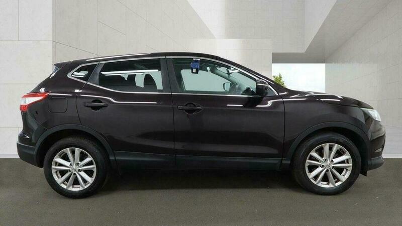 Nissan Qashqai 1.5 Dci Acenta Premium Black #5