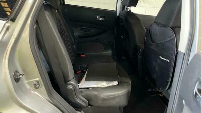 Nissan Qashqai+2 Acenta Plus 2 Silver #10