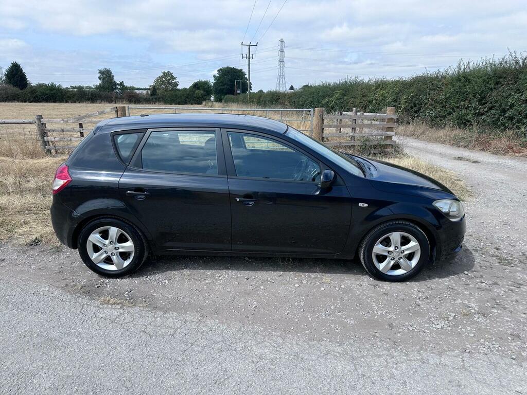 Kia Ceed 1.6 Crdi Vr-7 Hatchback Euro 5 Black #27