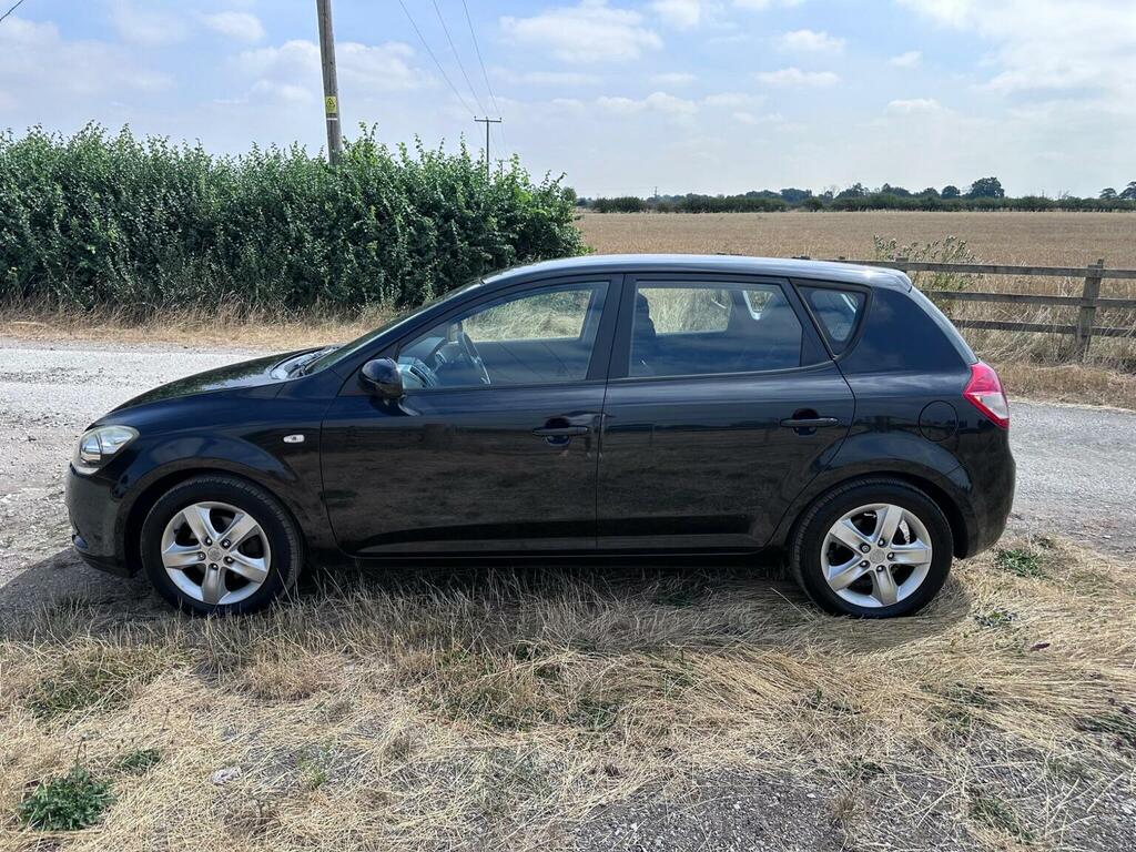 Kia Ceed 1.6 Crdi Vr-7 Hatchback Euro 5 Black #29