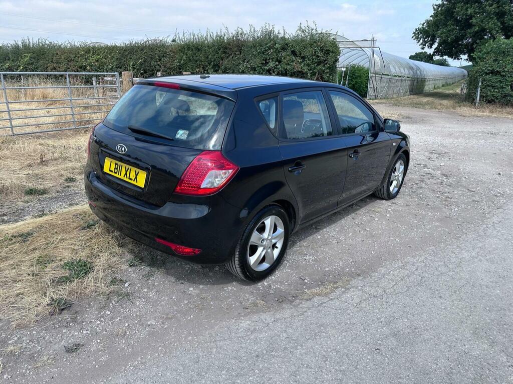 Kia Ceed 1.6 Crdi Vr-7 Hatchback Euro 5 Black #28