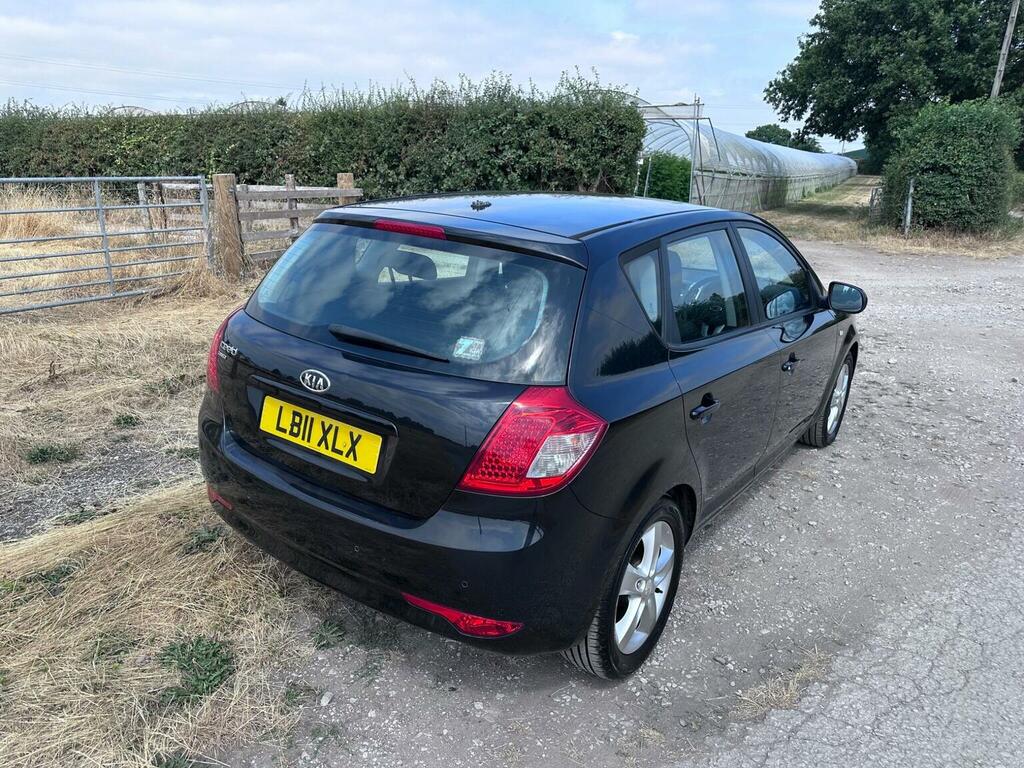 Kia Ceed 1.6 Crdi Vr-7 Hatchback Euro 5 Black #30