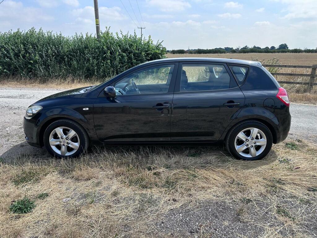 Kia Ceed 1.6 Crdi Vr-7 Hatchback Euro 5 Black #7