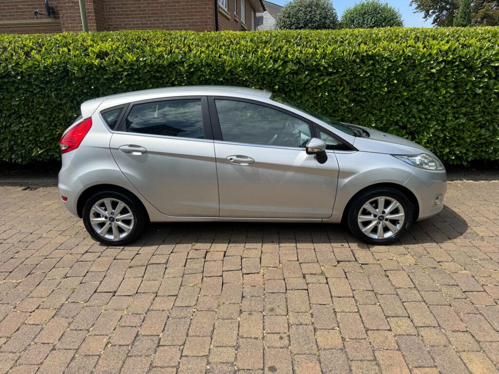 Ford Fiesta 1.6 Tdci Econetic Free Tax Turbo Grey #8