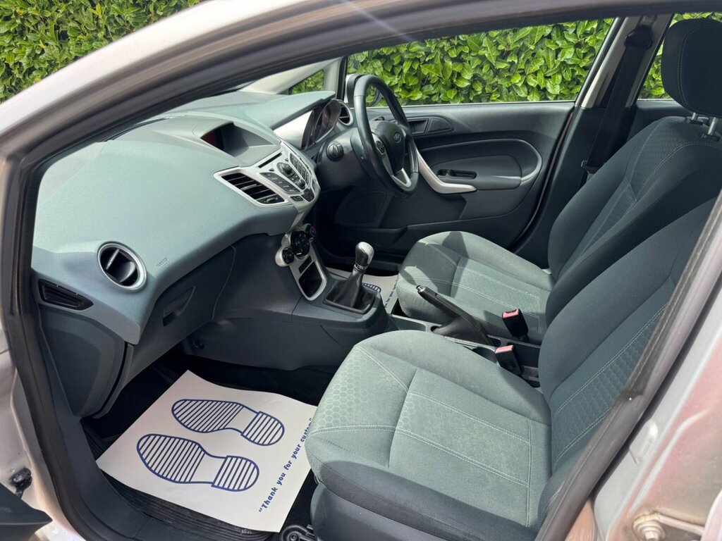 Ford Fiesta 1.25 Zetec Silver #2