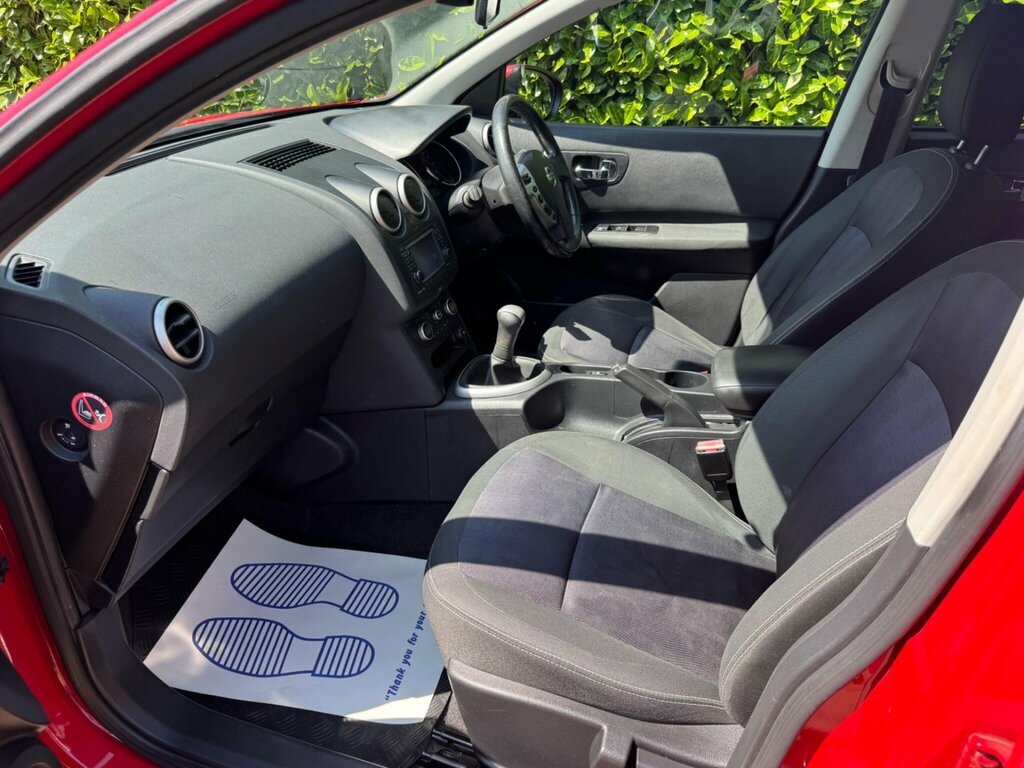 Nissan Qashqai+2 1.6 N-tec 2Wd Euro 5 Red #3