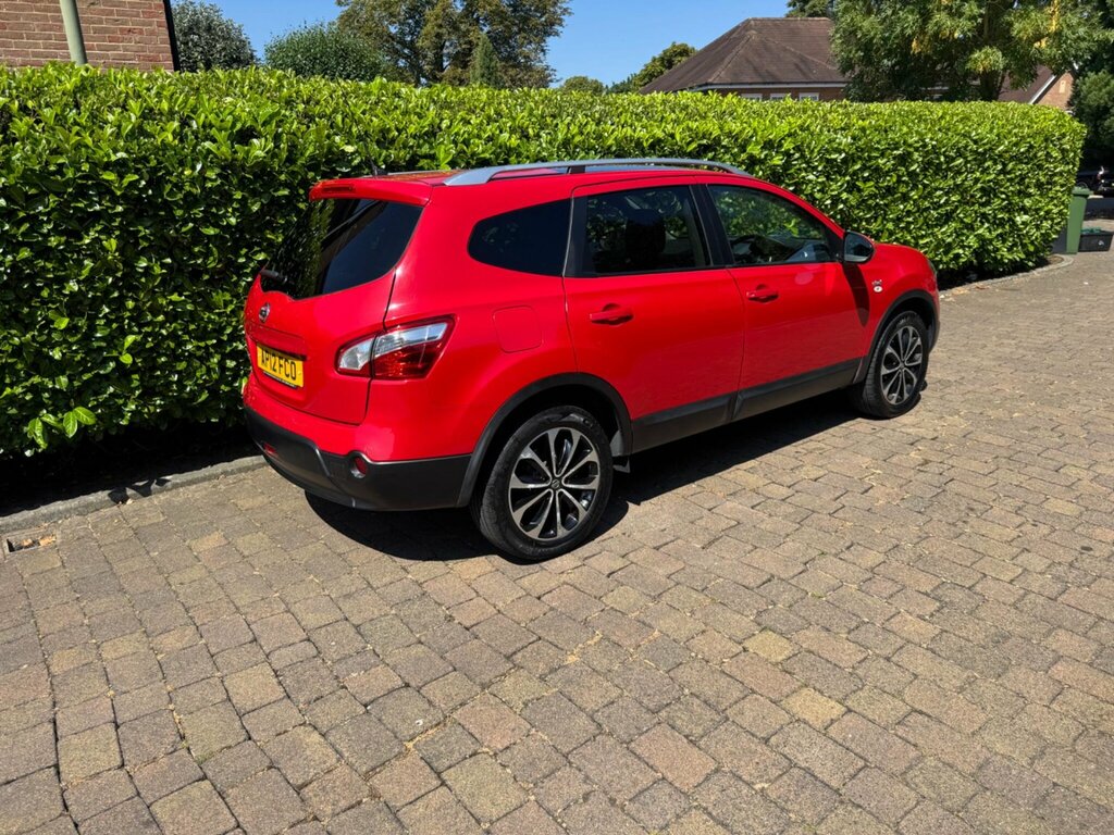 Nissan Qashqai+2 Hatchback Plus Black #17