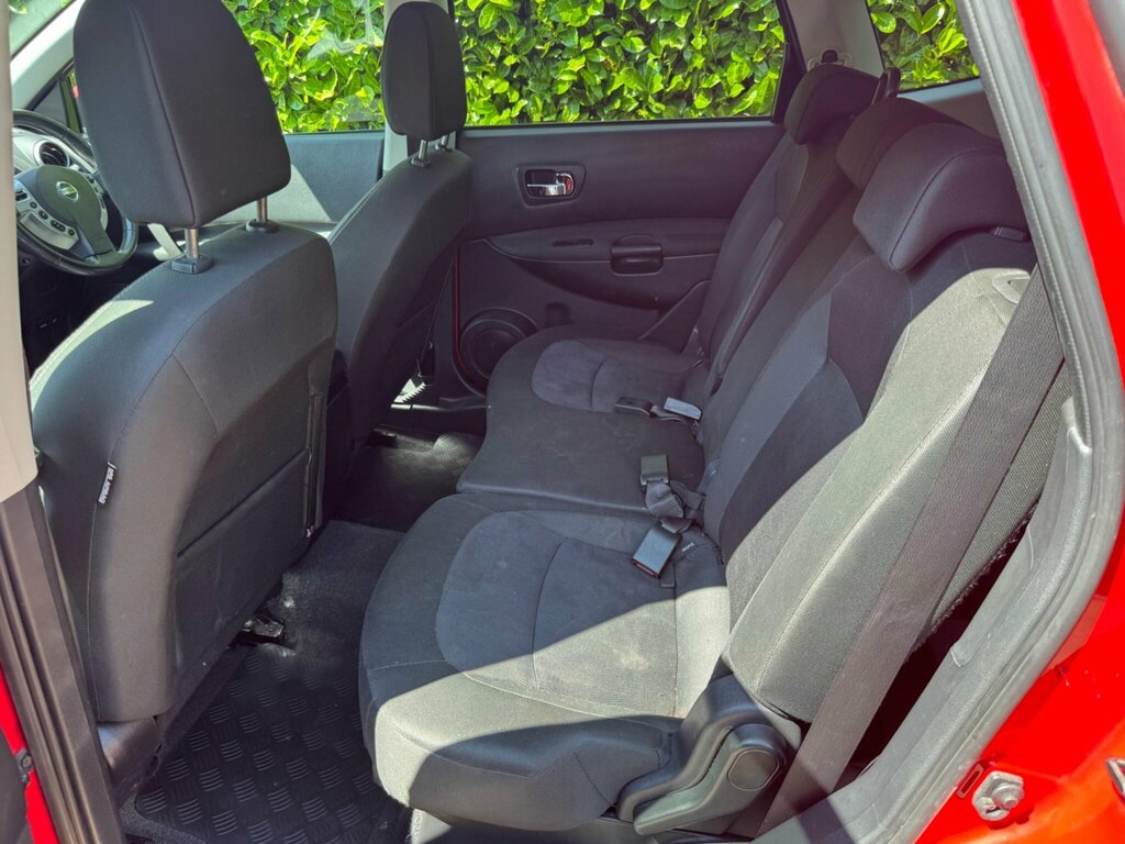 Nissan Qashqai+2 Hatchback Plus Black #10