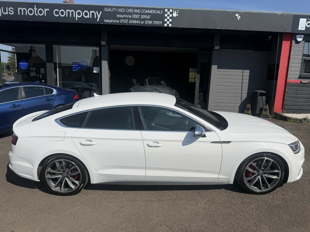 Audi S5 Hatchback 3.0 Tfsi V6 201818 MV18AON White #4