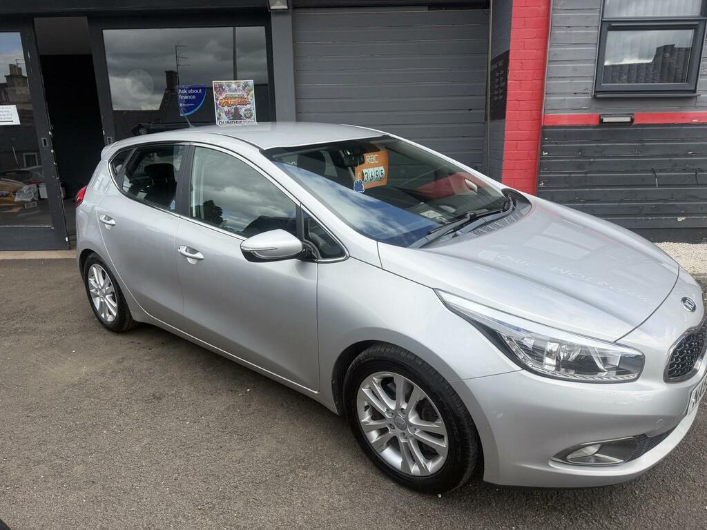 Kia Ceed 1.6 Crdi Ecodynamics 2 Silver #4