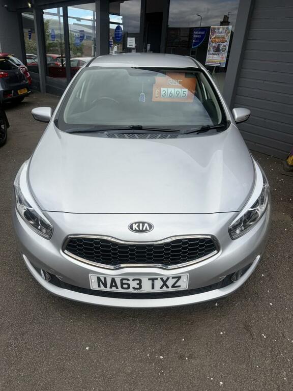 Kia Ceed 1.6 Crdi Ecodynamics 2 Silver