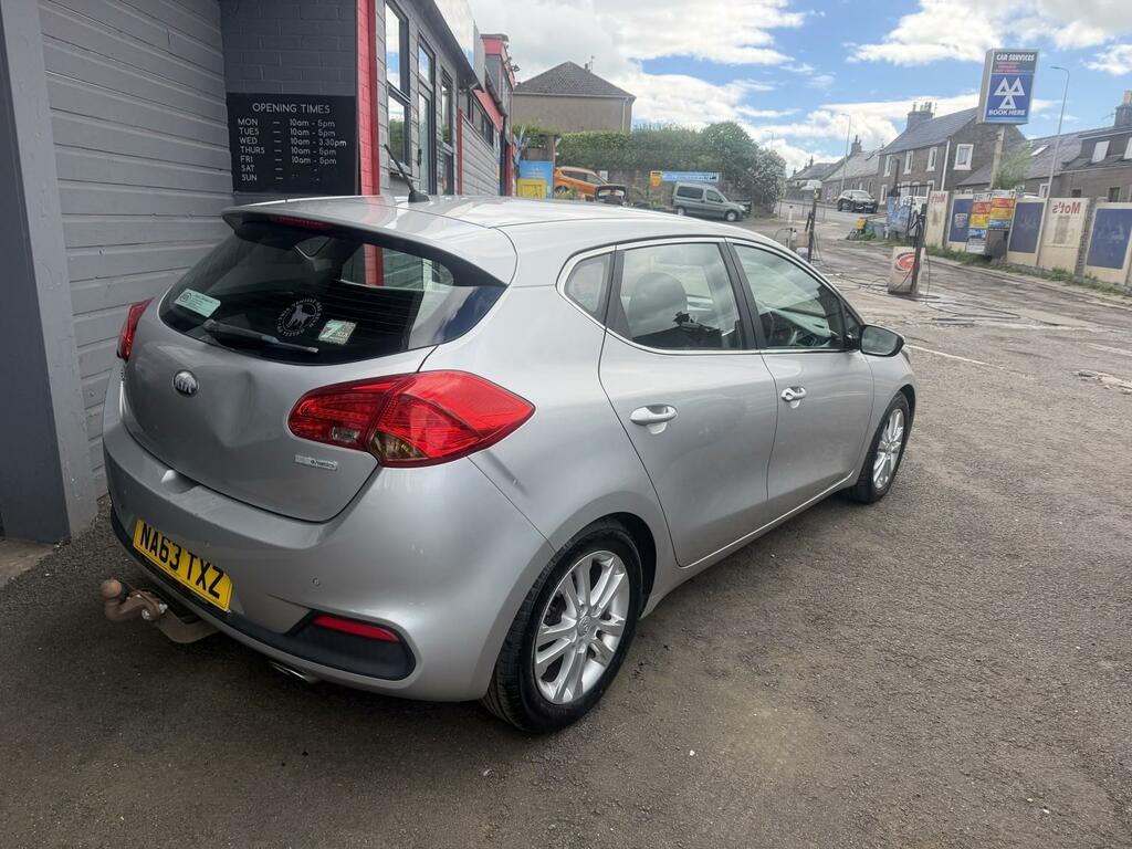 Kia Ceed 1.6 Crdi Ecodynamics 2 Silver #5