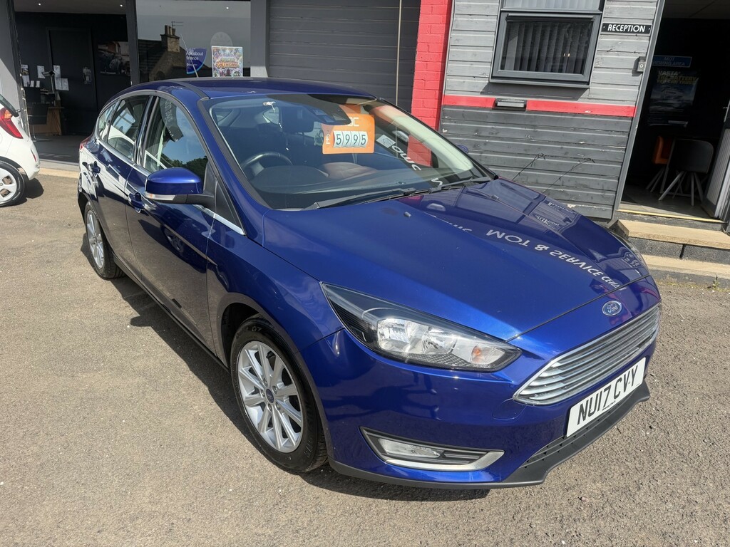Ford Focus Hatchback 1.5 Tdci Titanium 201717 NU17CVY Blue #2