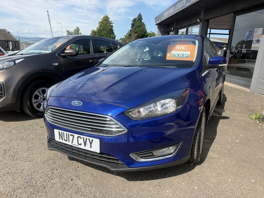 Ford Focus Hatchback 1.5 Tdci Titanium 201717 NU17CVY Blue #3